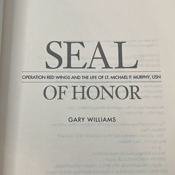 COPY - SEAL of Honor ~ Operation Red Wings ~ Paperback - Picture 3 of 4
